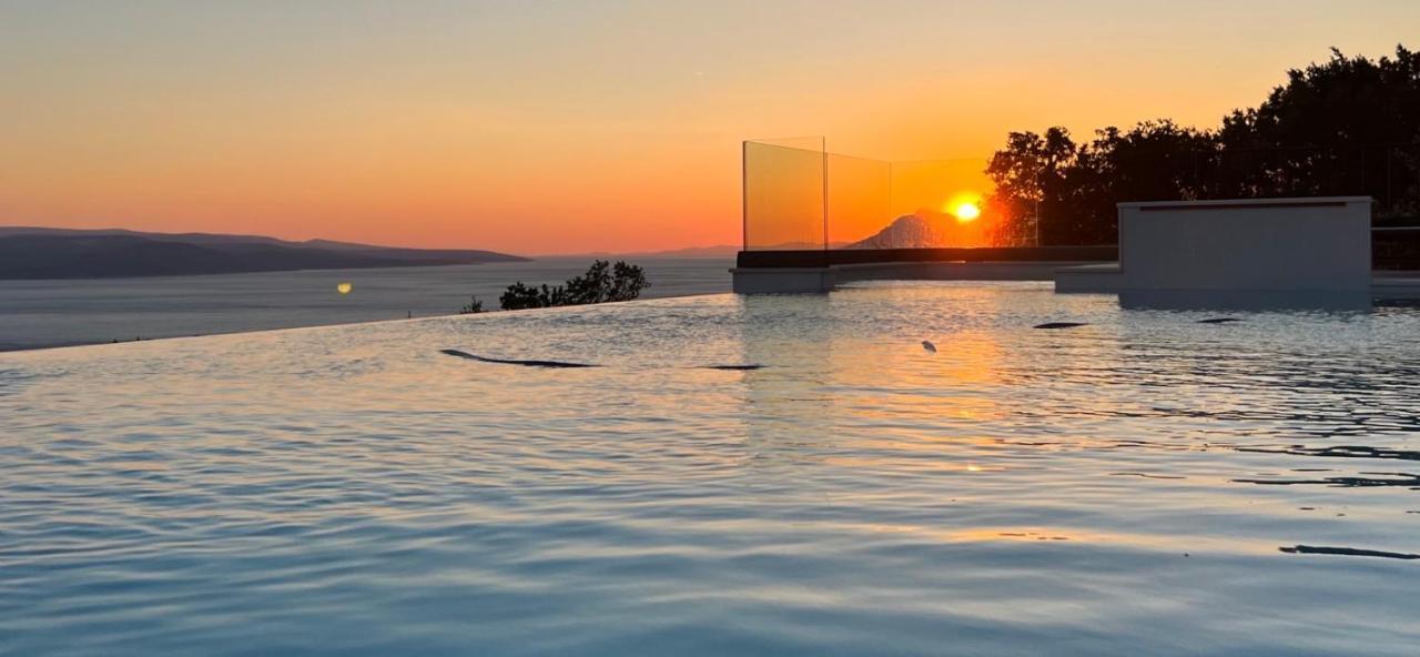 Dinora Exclusive Apartments Makarska Exterior photo